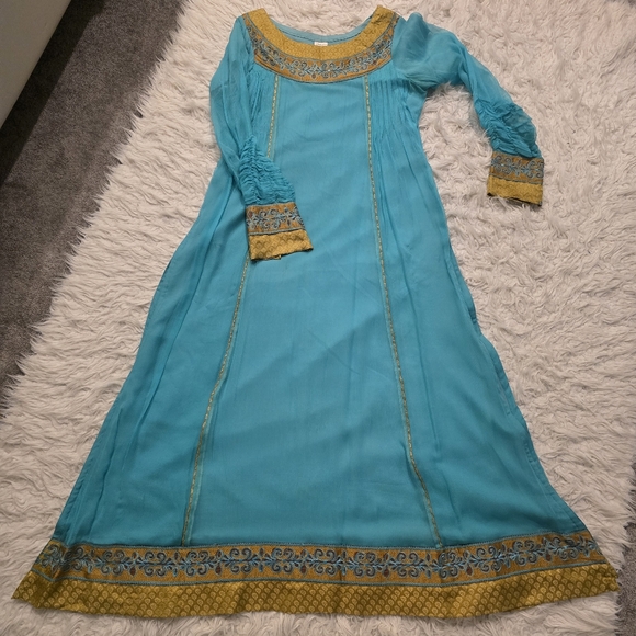 C green color long air line shirt with Embroidery lace in M size - Picture 14 of 16